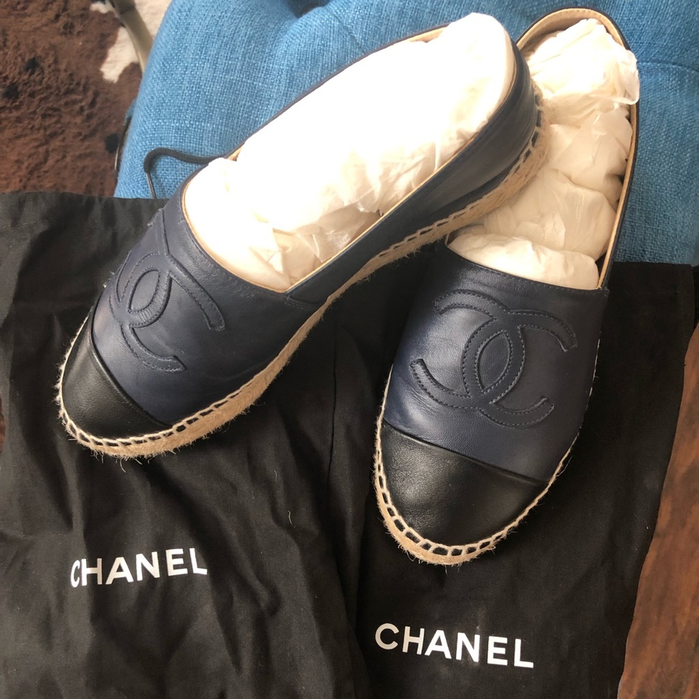 Chanel Black /blue Lambskin Espadrilles Flats
